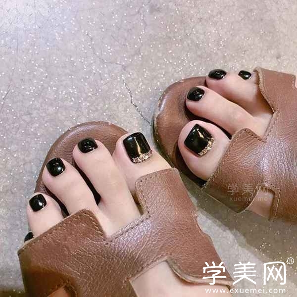 黑色  脚趾美甲  学美网