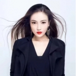 秦悠